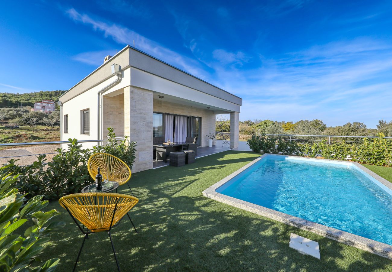 Ferienhaus in Dobropoljana - Orchid stay