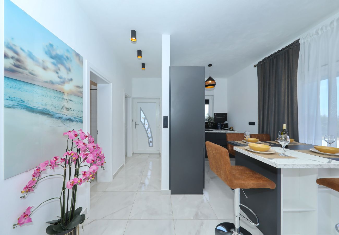 Ferienhaus in Dobropoljana - Orchid stay