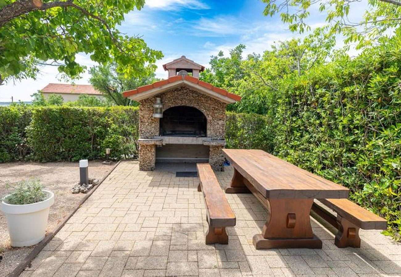 Studio in Starigrad - Stanic, No 1