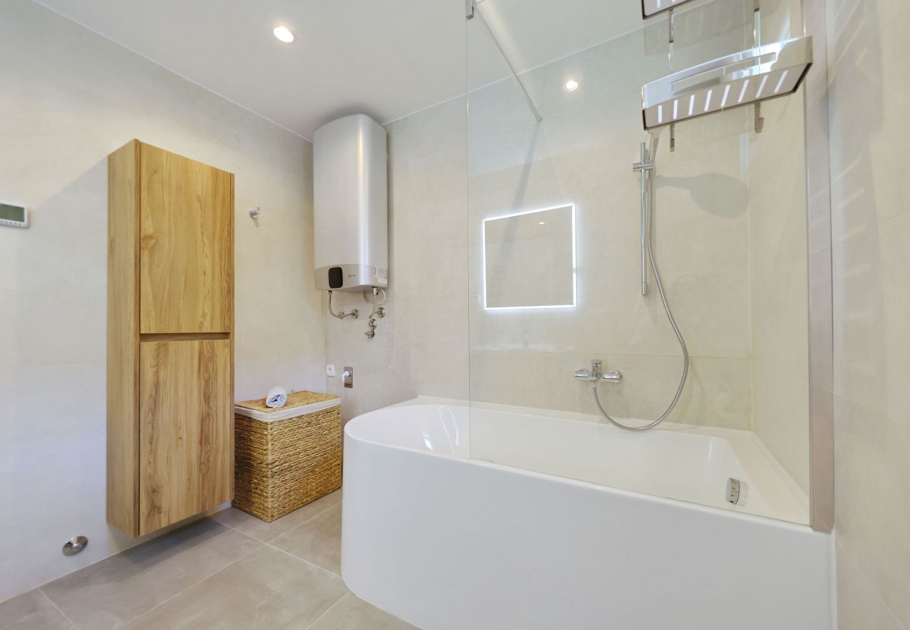 Ferienhaus in Vrsi - Holiday house Luca