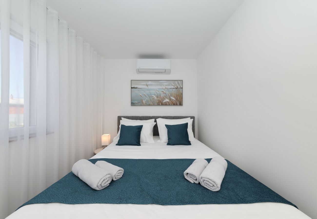 Ferienhaus in Vrsi - Holiday house Luca