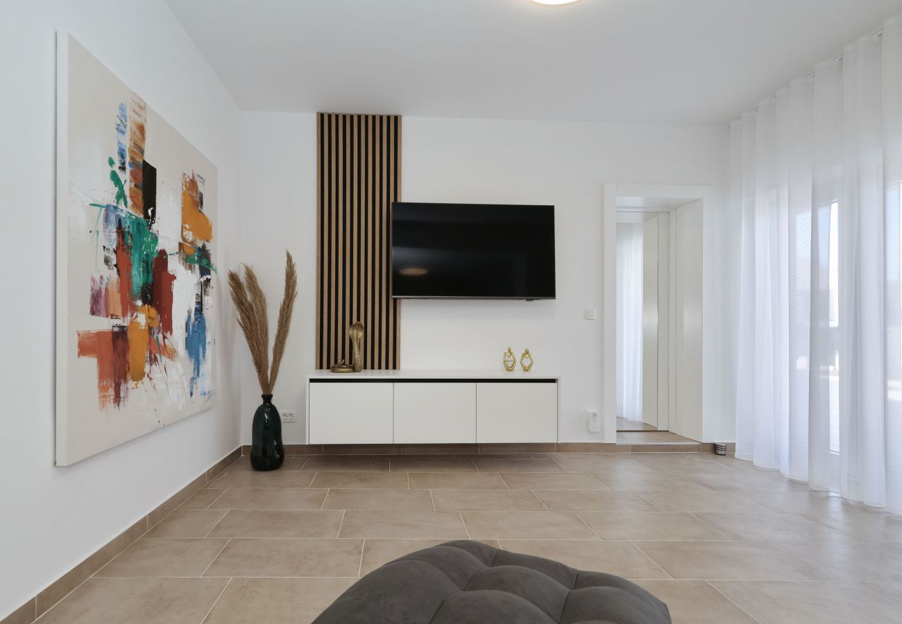 Ferienhaus in Vrsi - Holiday house Luca