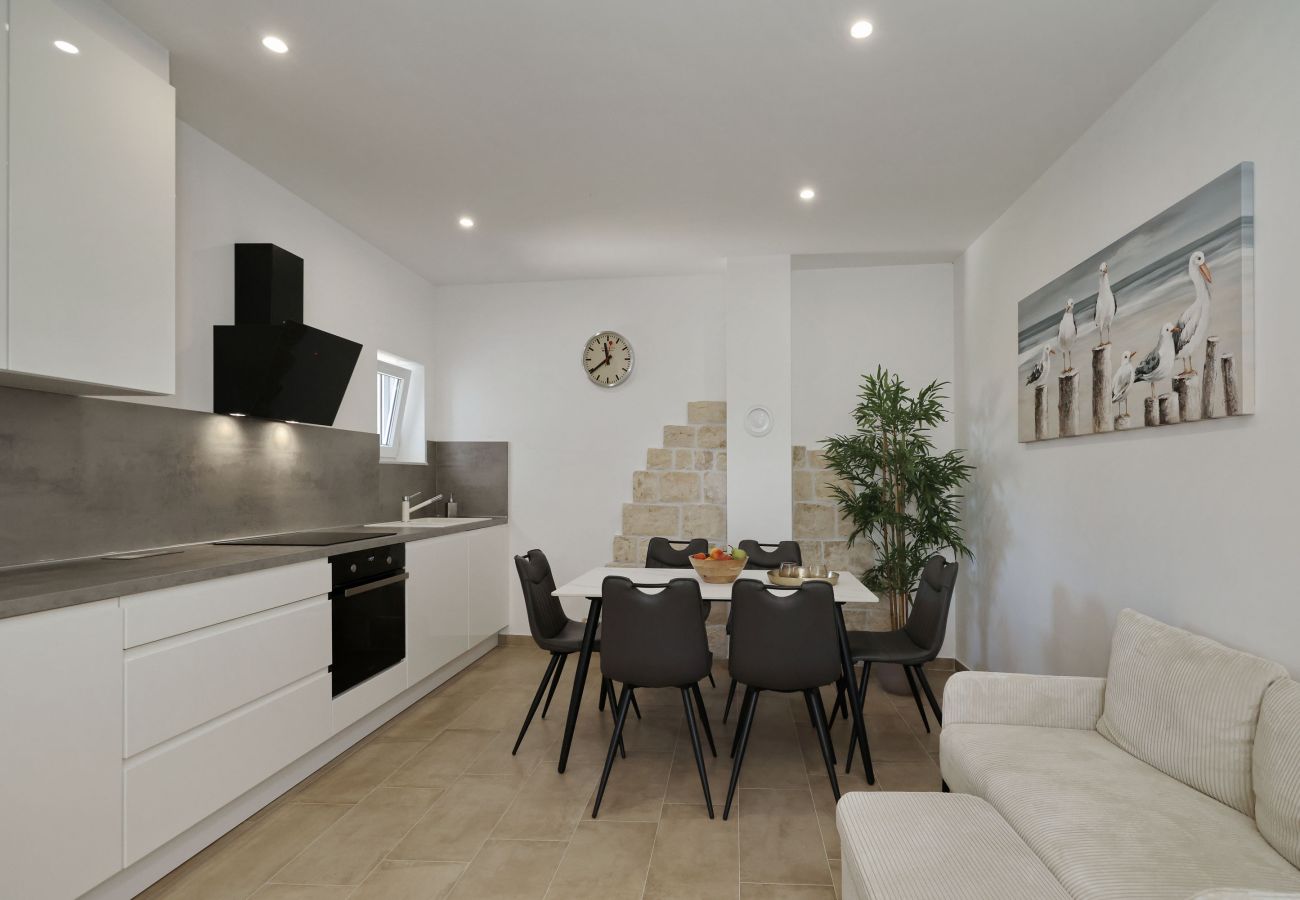 Ferienhaus in Vrsi - Holiday house Luca