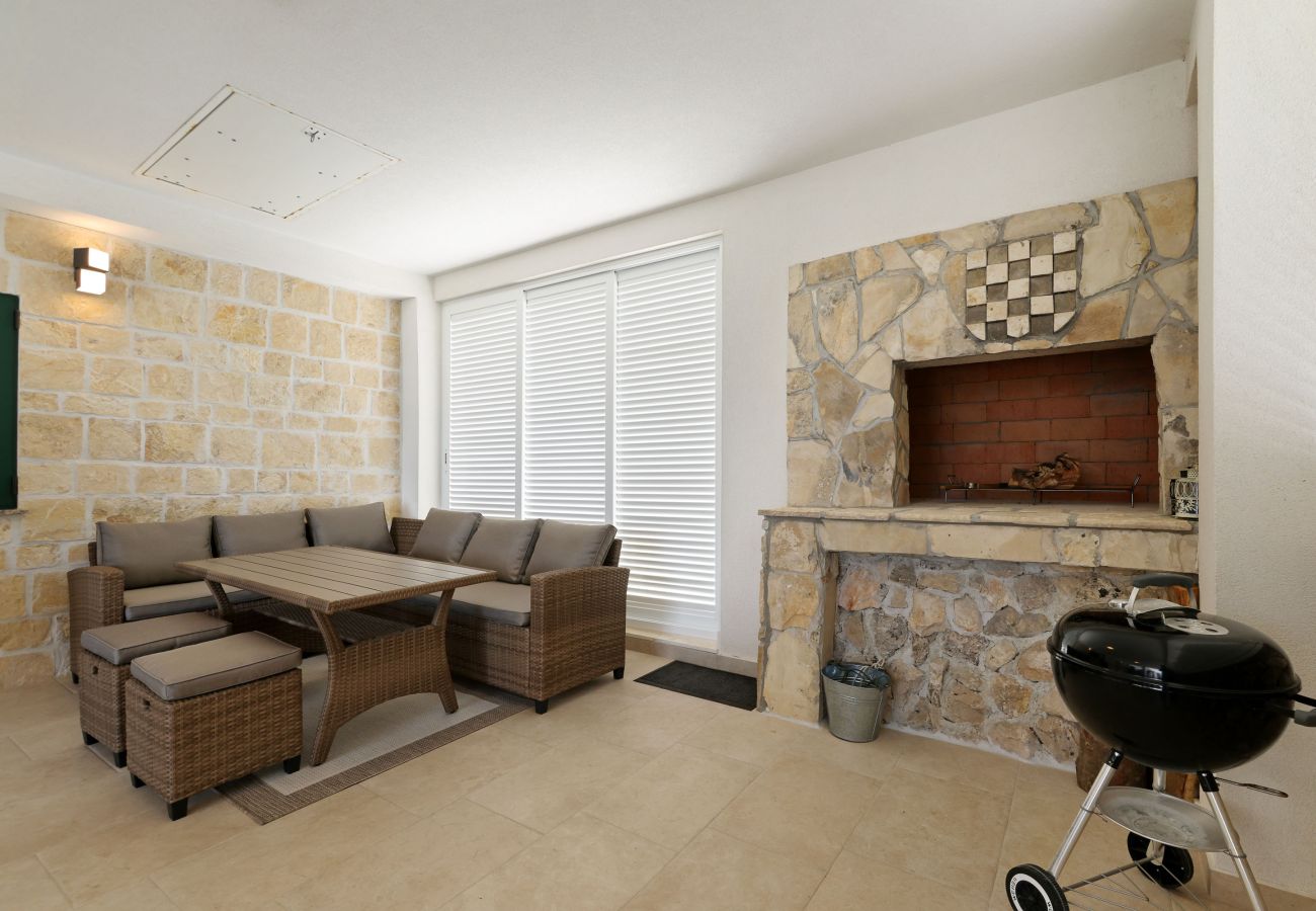 Ferienhaus in Vrsi - Holiday house Luca