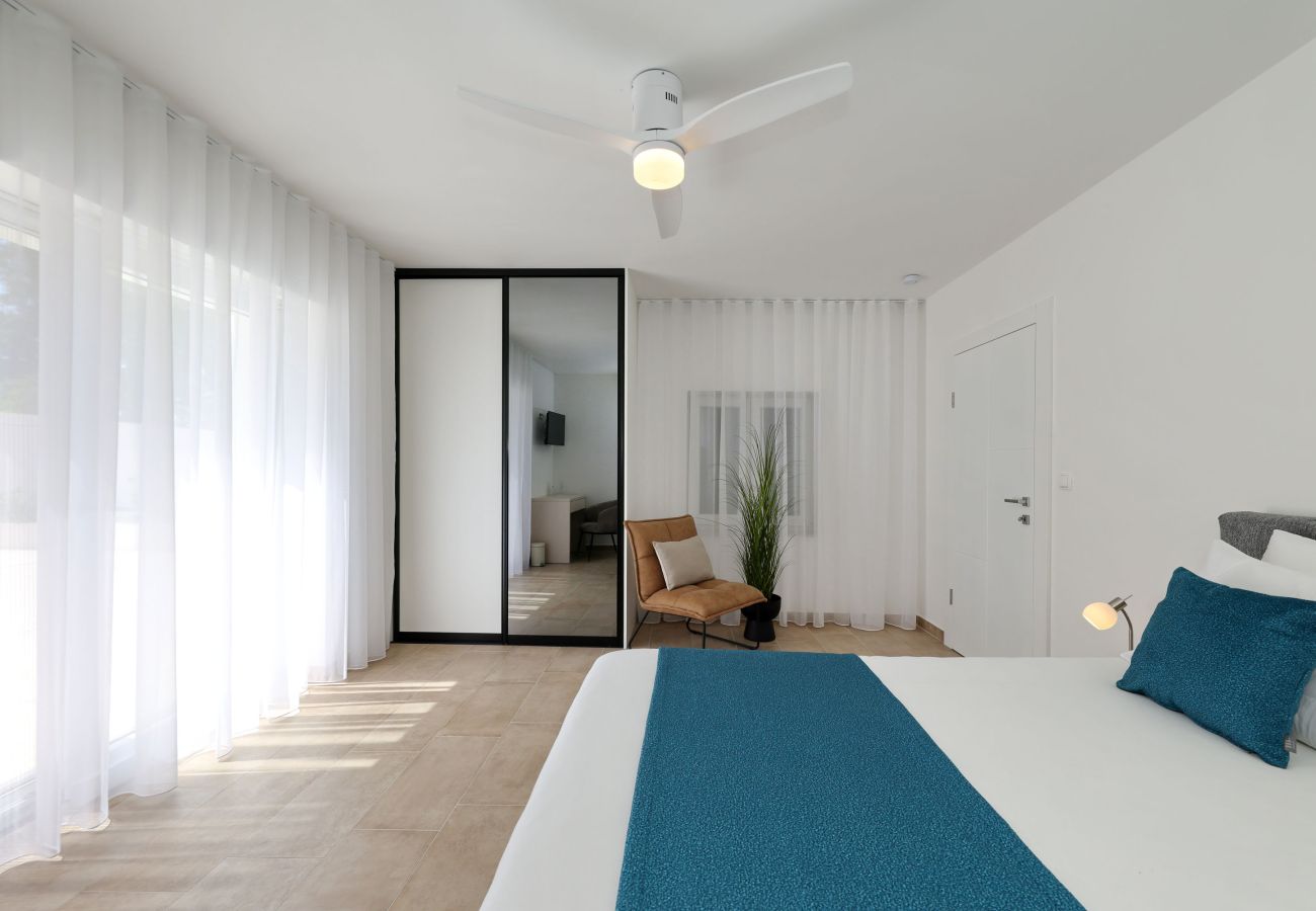 Ferienhaus in Vrsi - Holiday house Luca