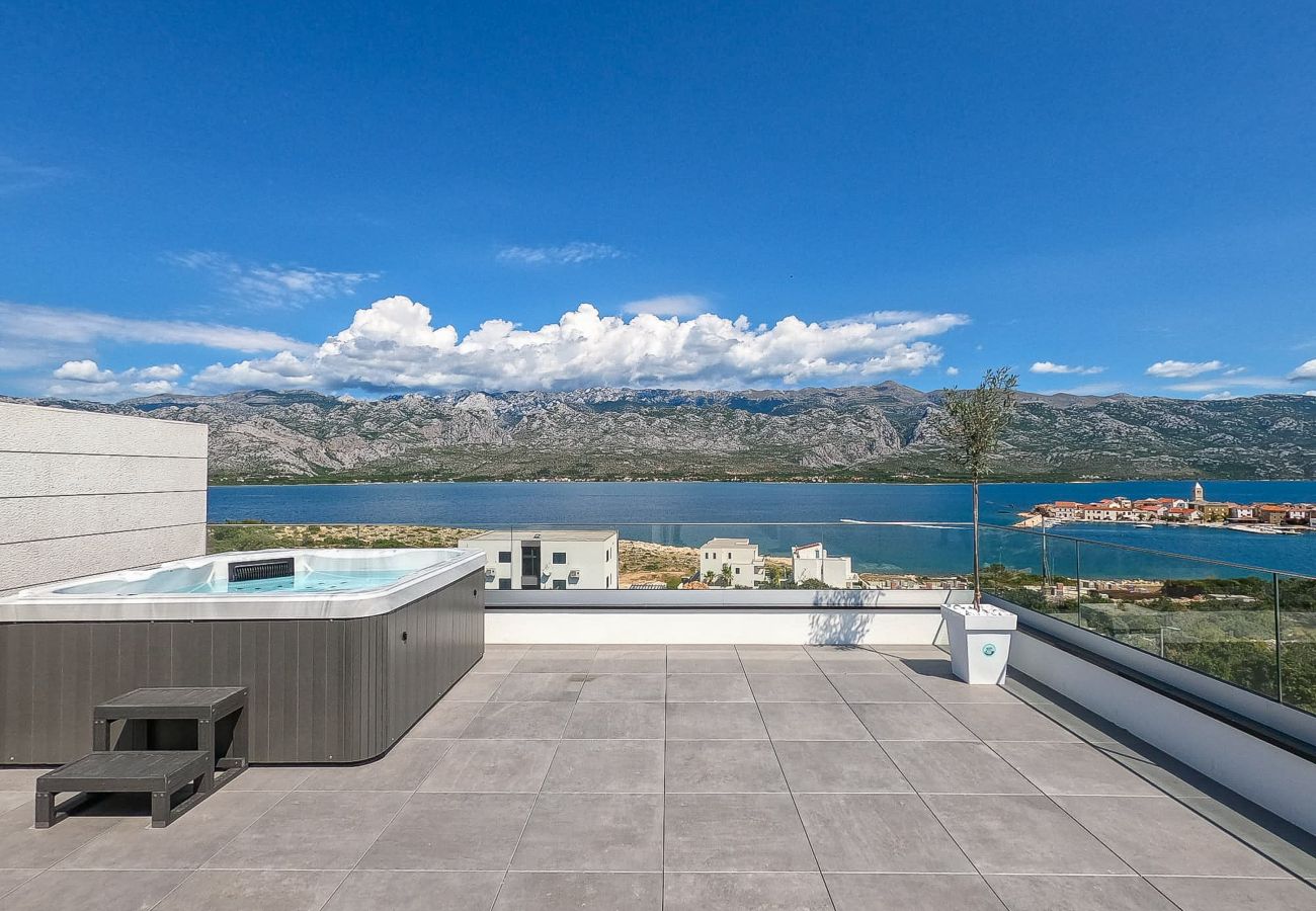 Villa in Vinjerac - Villa One mit beheiztem Pool