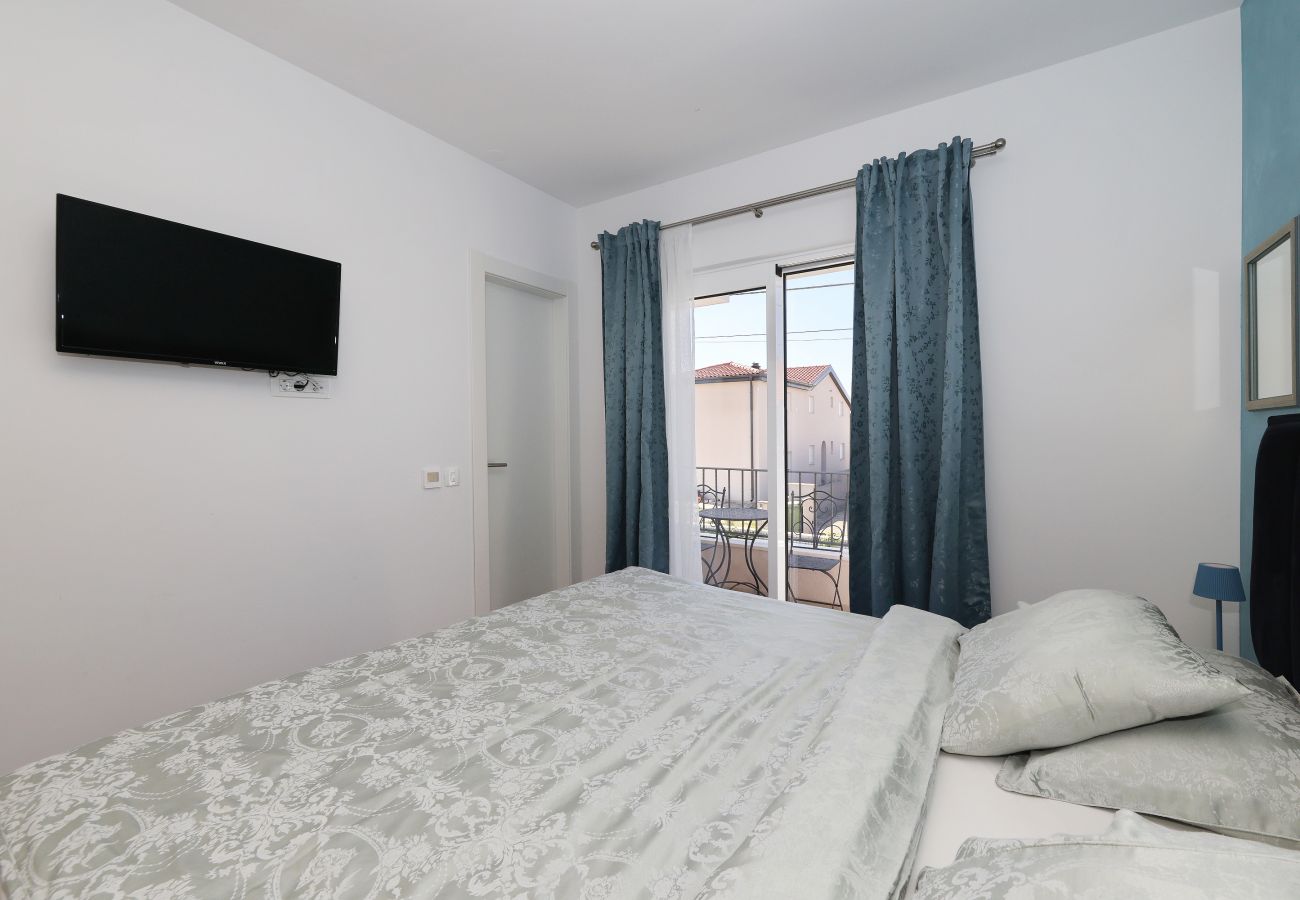 Ferienhaus in Zadar - Ferienhaus Casa Coral mit beheiztem Privatpool