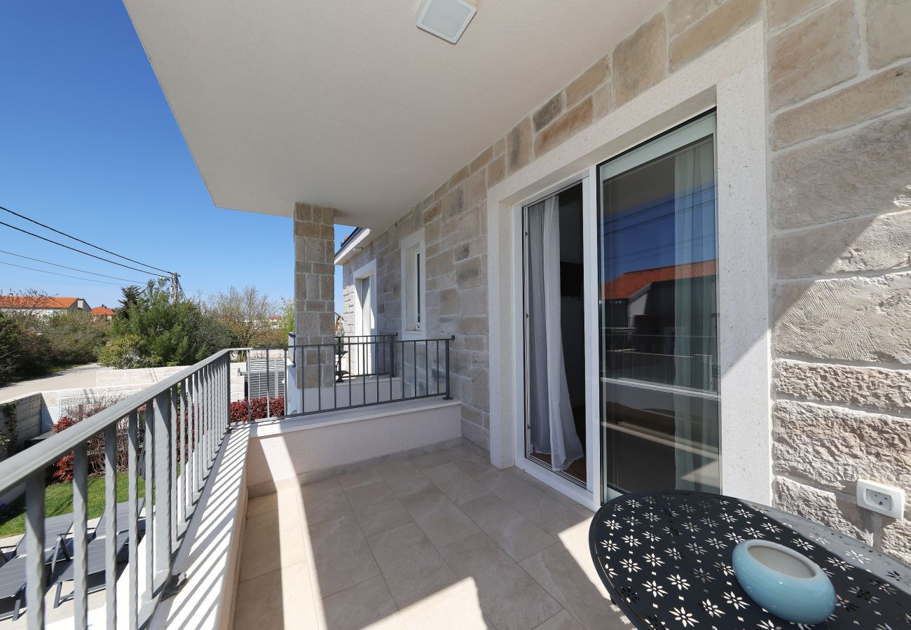 Ferienhaus in Zadar - Ferienhaus Casa Coral mit beheiztem Privatpool