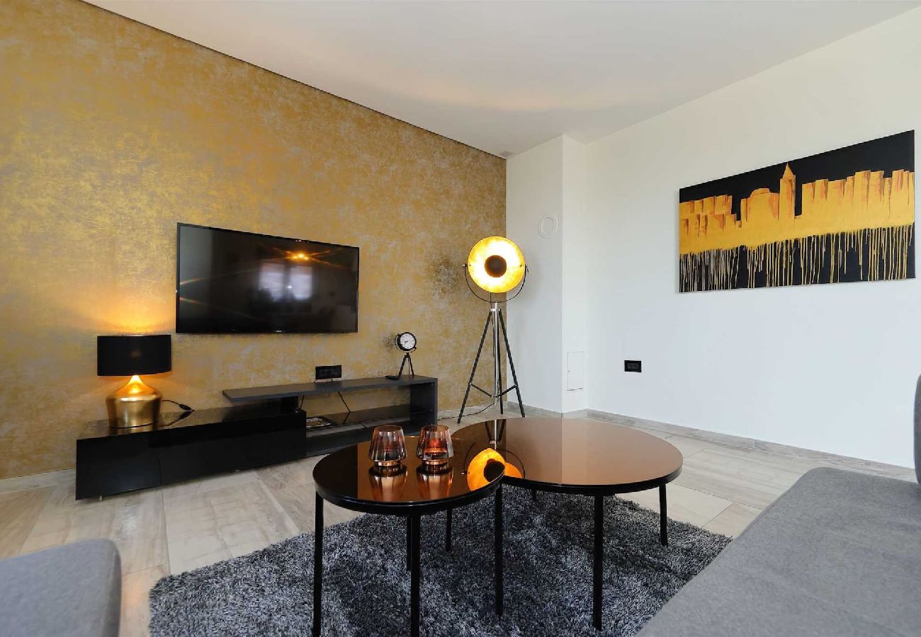 Ferienwohnung in Zadar - Ferienwohnung Luxury Apartment 4 mit Balkon