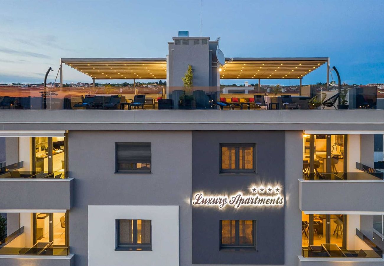 Ferienwohnung in Zadar - Ferienwohnung Luxury Apartment 4 mit Balkon