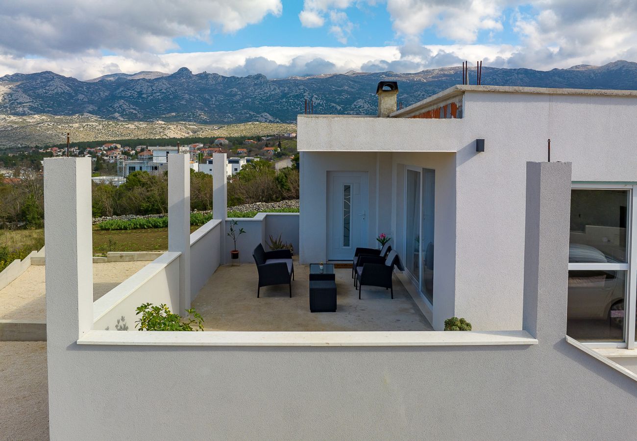 Ferienwohnung in Rovanjska - Temida, Charmante und strandnahe Ferienwohnung