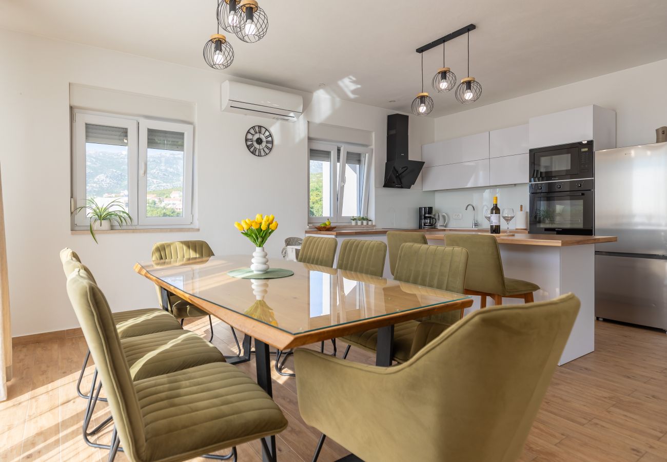 Ferienwohnung in Rovanjska - Ferienwohnung Temida mit Meerblick