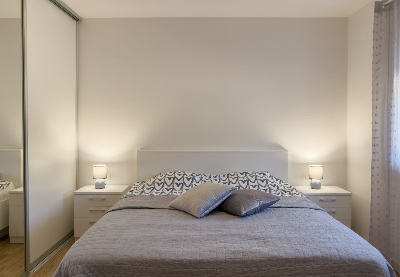 Ferienwohnung in Rovanjska - Ferienwohnung Temida mit Meerblick
