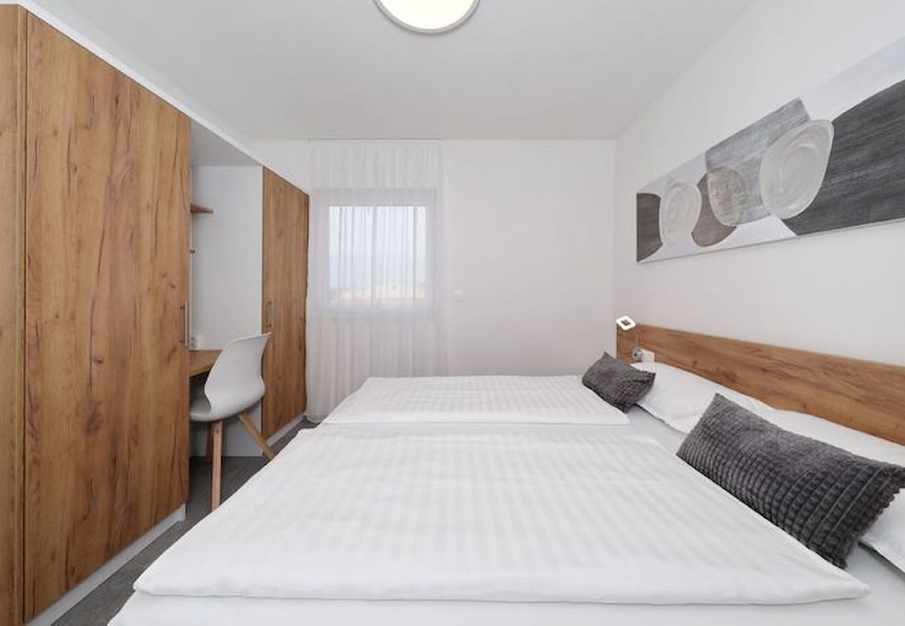 Ferienwohnung in Vir - Cicak, No.2