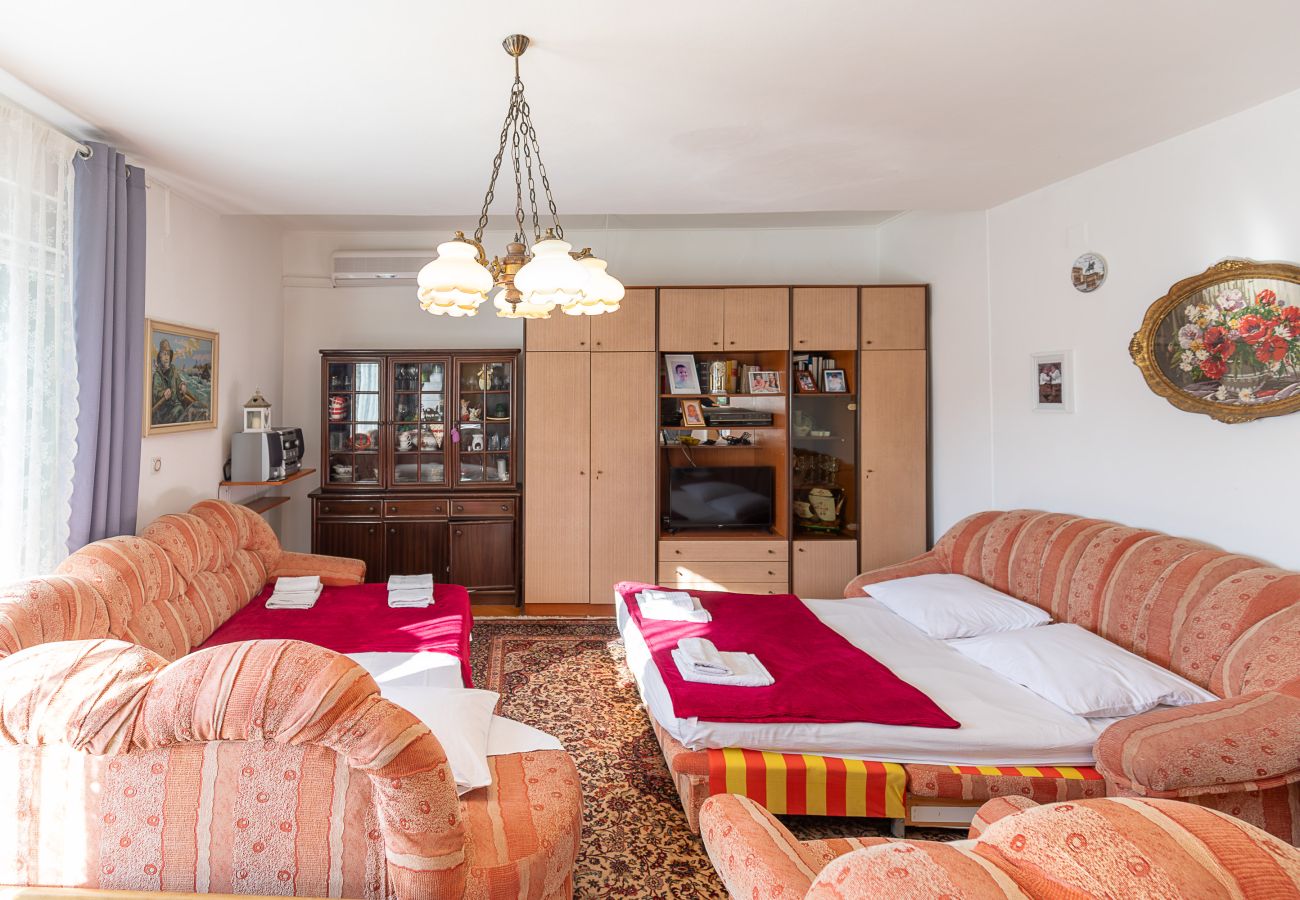 Ferienwohnung in Starigrad - Pansion Tinka Apartment No. 12