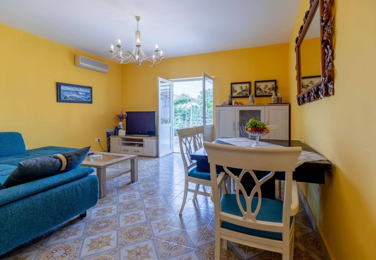 Ferienhaus in Maslenica - Ferienhaus Dulcis strandnah in Maslenica