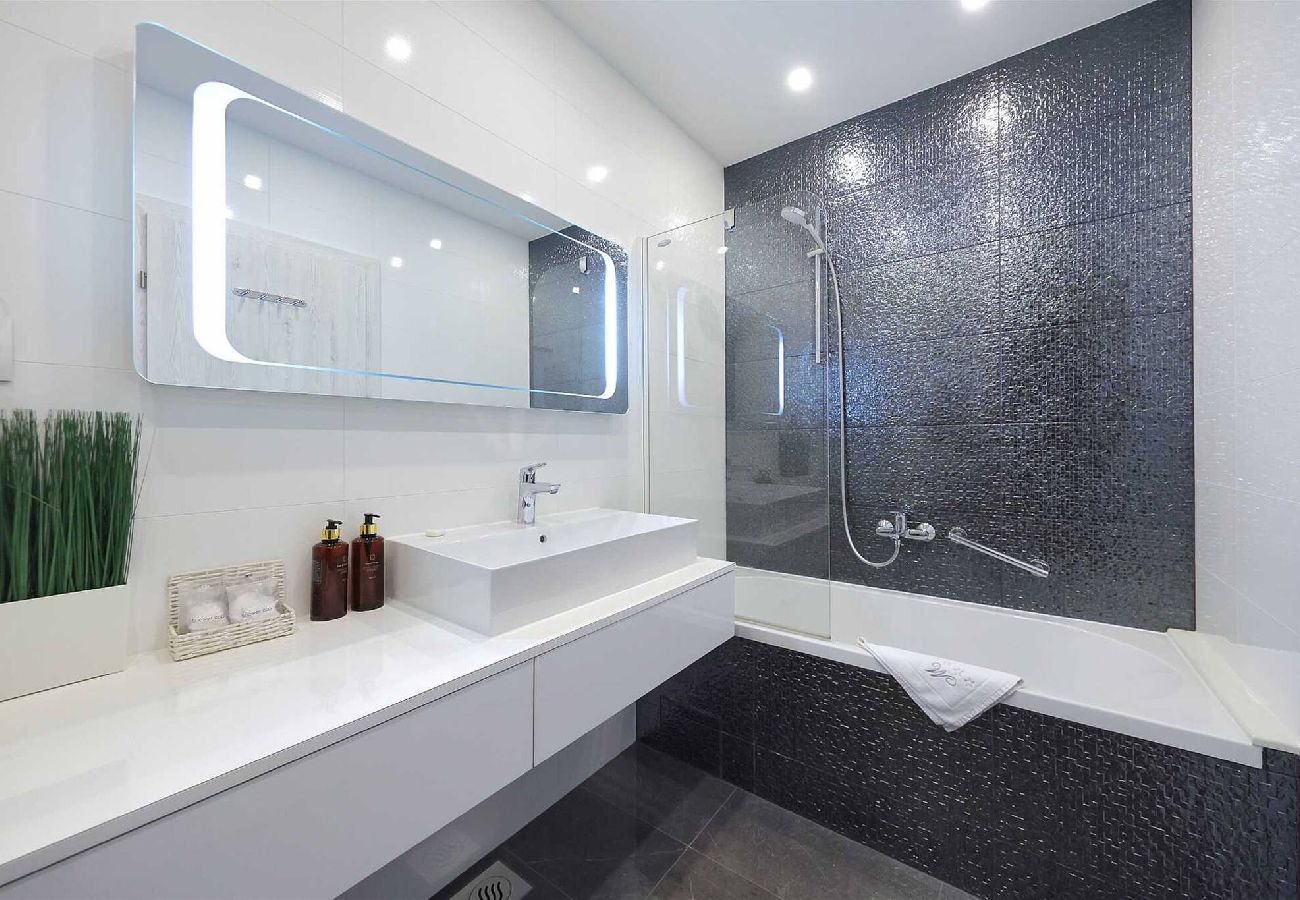 Ferienwohnung in Zadar -  Penthouse 5 mit Whirlpool und Meerblick