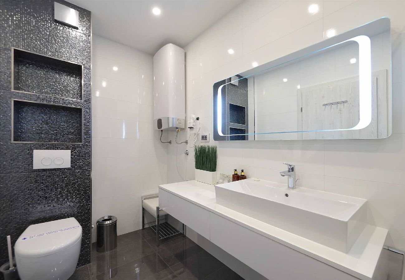 Ferienwohnung in Zadar -  Penthouse 5 mit Whirlpool und Meerblick