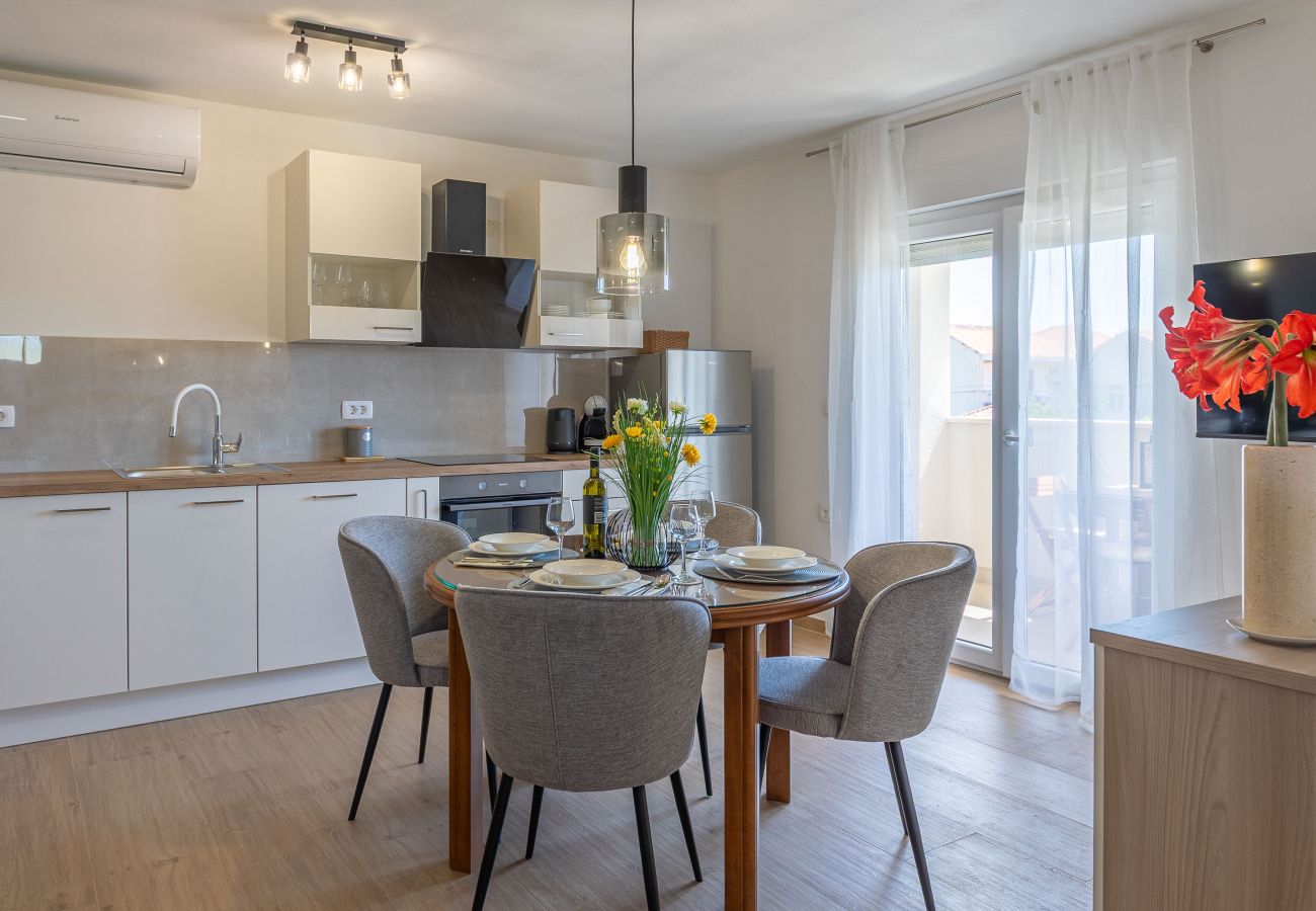 Ferienwohnung in Zadar - Klanac No 2