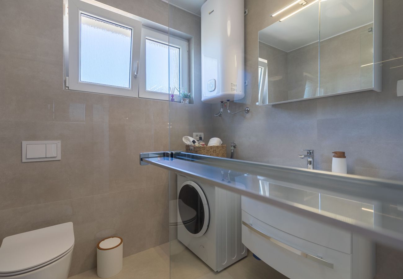 Ferienwohnung in Zadar - Klanac No 2