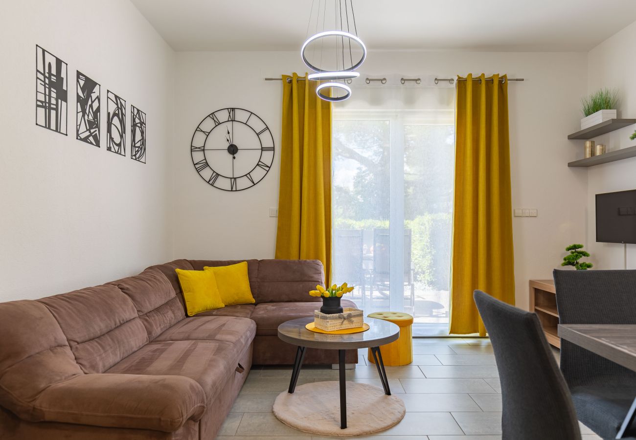 Ferienwohnung in Starigrad - Ferienwohnung Sea & Stone No.1 strandnah