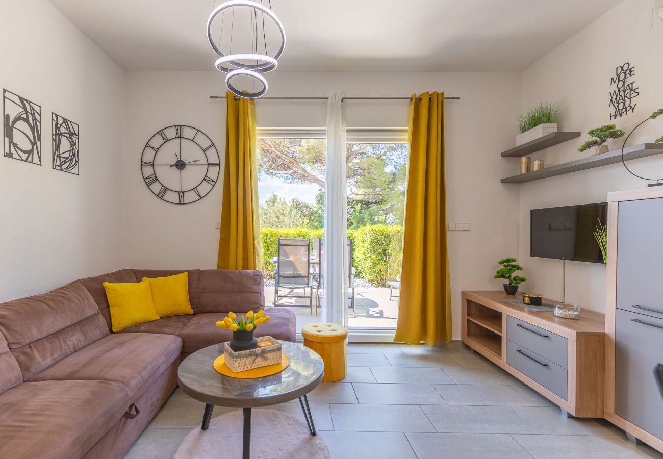 Ferienwohnung in Starigrad - Ferienwohnung Sea & Stone No.1 strandnah
