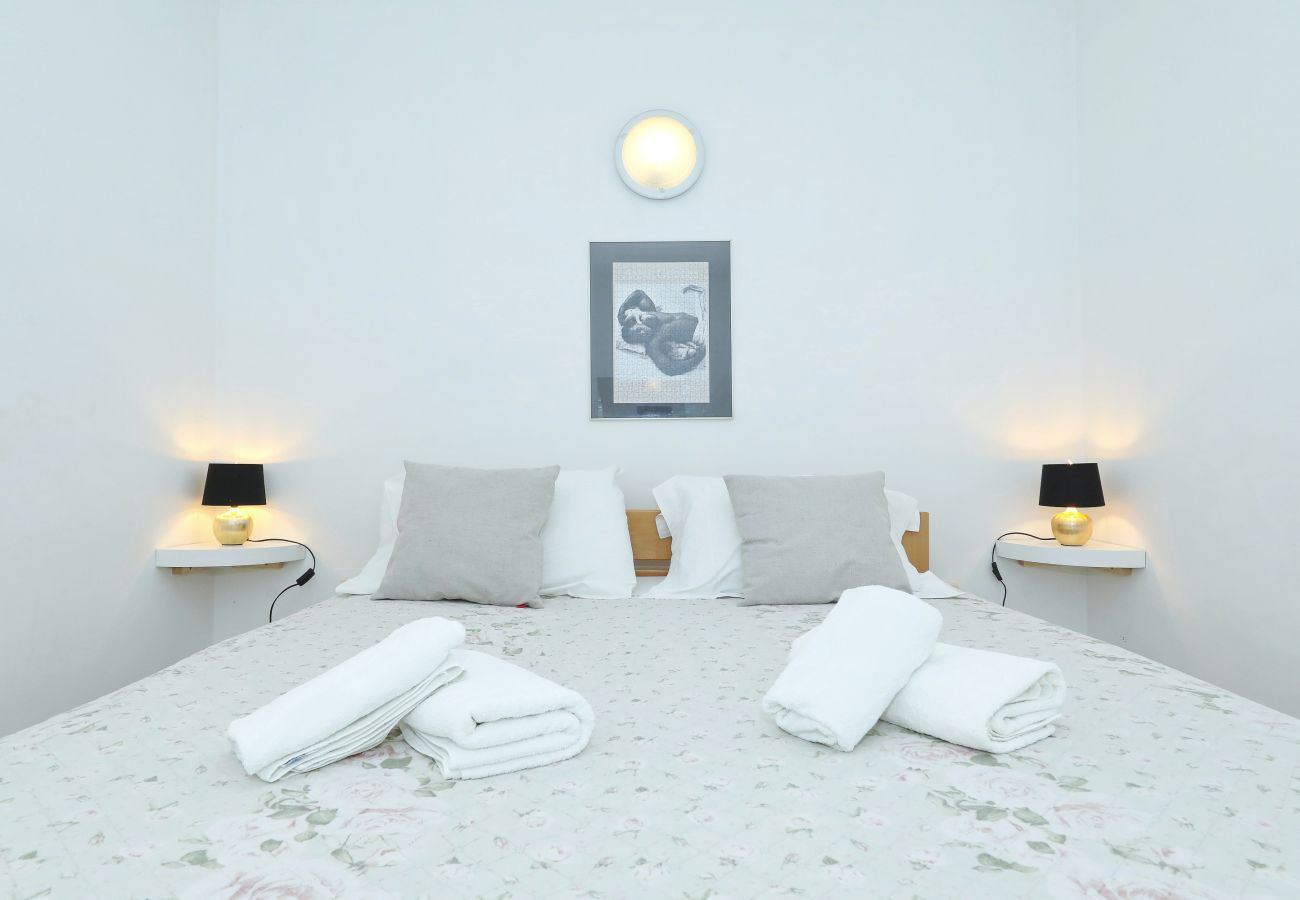 Ferienhaus in Dobropoljana - Robinsonade Pašman – Meerblick & Ruhe