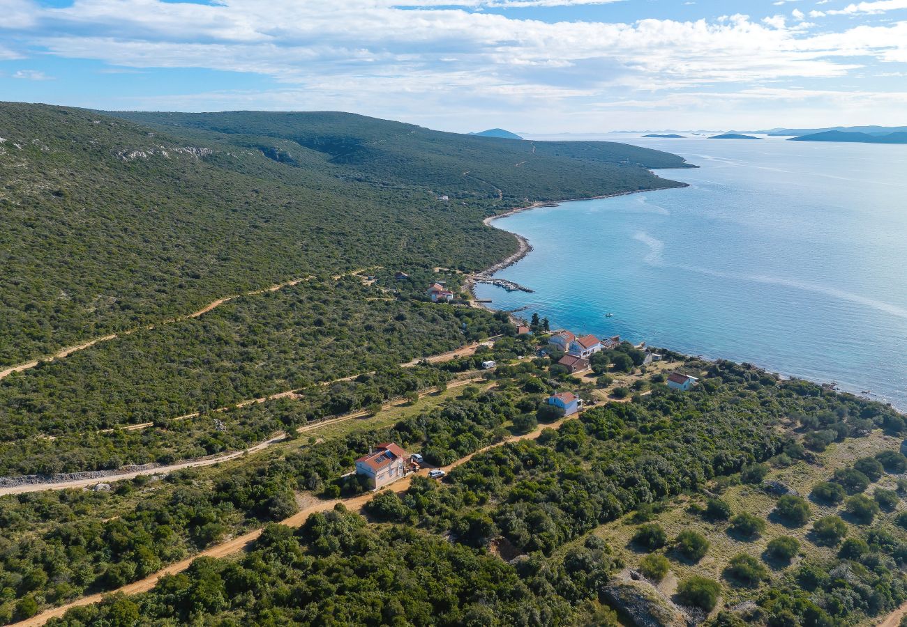Ferienhaus in Dobropoljana - Robinsonade Pašman – Meerblick & Ruhe