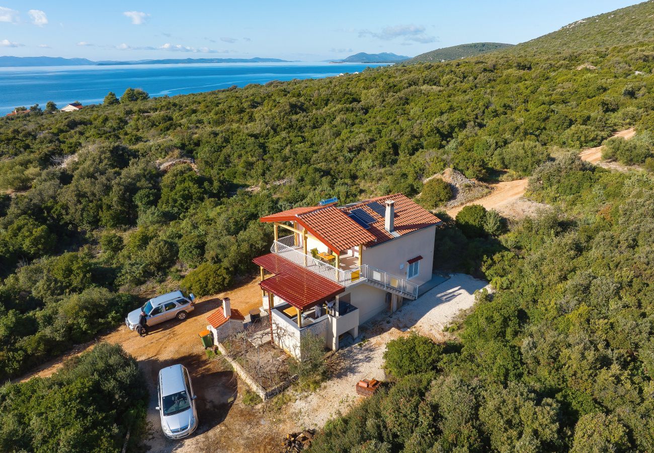 Ferienhaus in Dobropoljana - Robinsonade Pašman – Meerblick & Ruhe