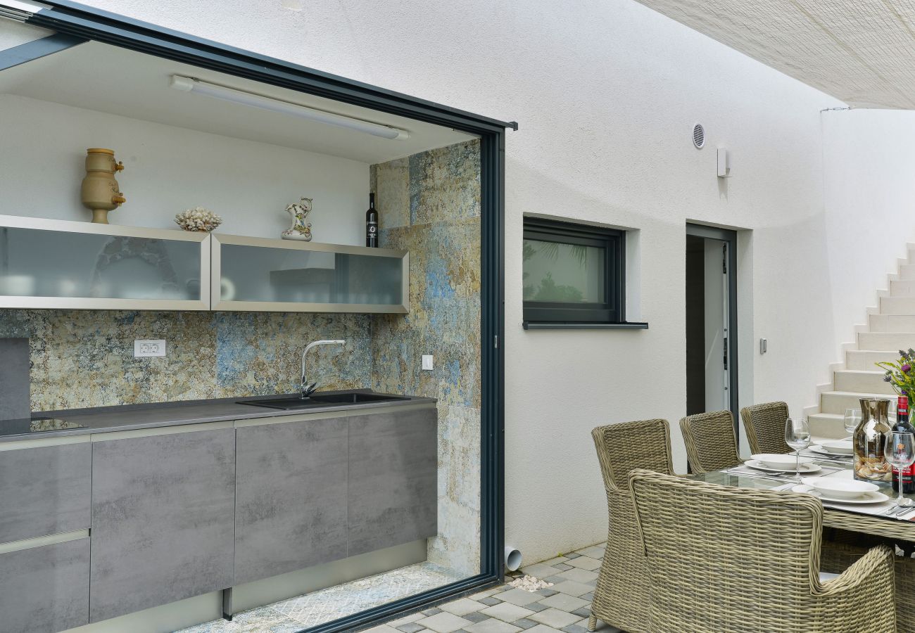 Villa in Maslenica - Villa Michelle Maslenica - Infinity