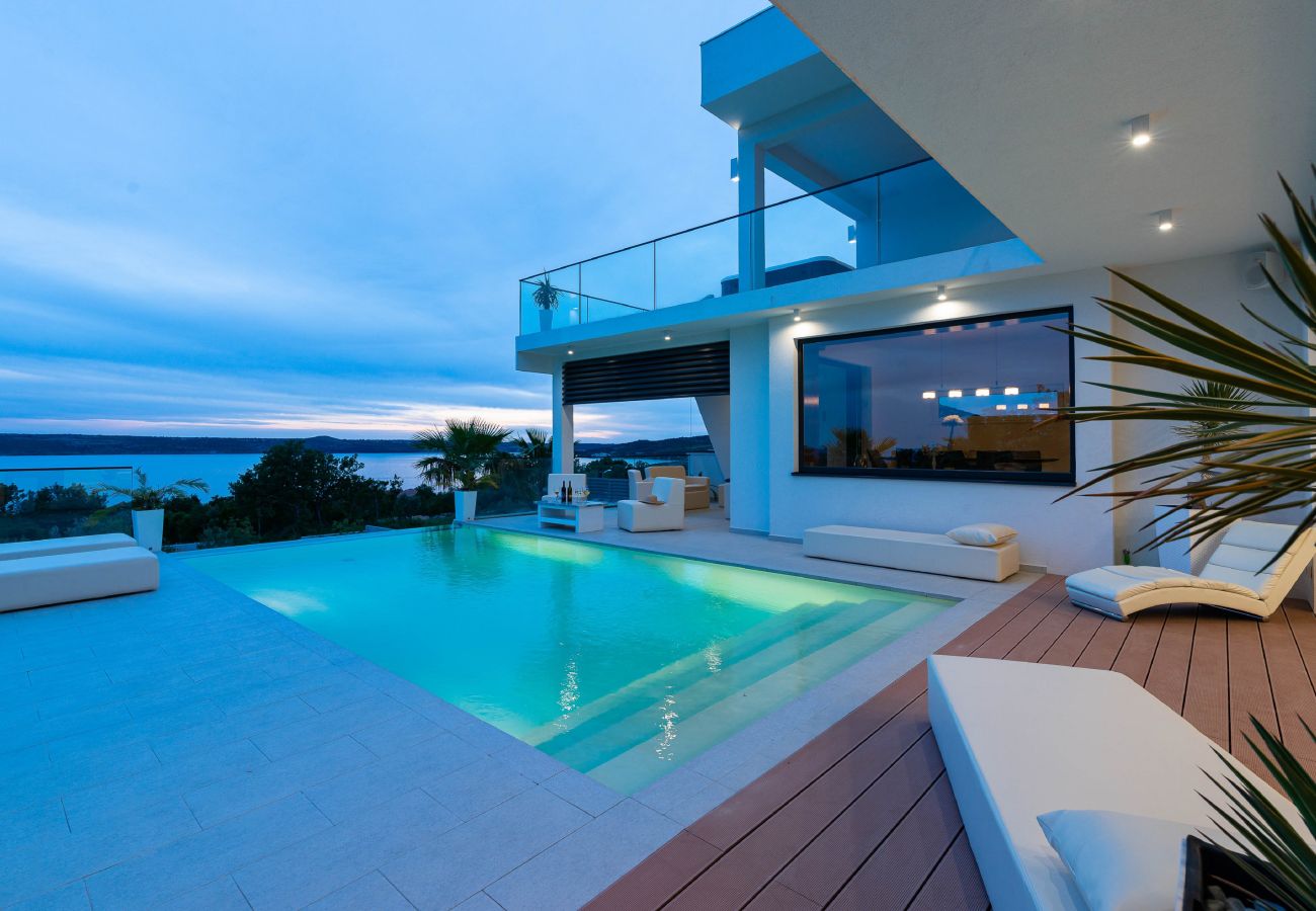 Villa in Maslenica - Villa Michelle Maslenica - Infinity