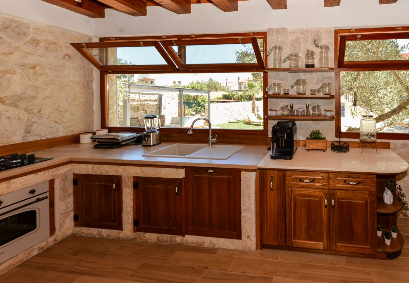 Villa in Dobropoljana - Magna