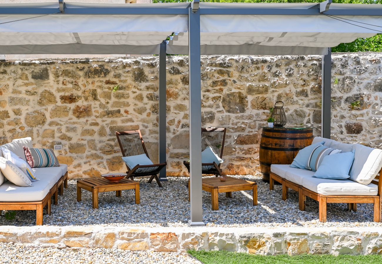 Villa in Dobropoljana - Magna