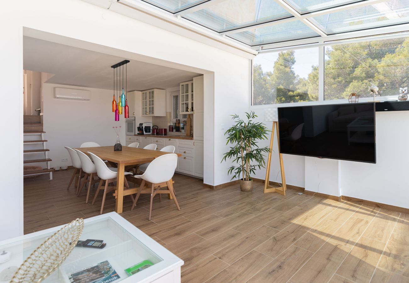 Ferienhaus in Vir - Ferienhaus Artano mit Privatpool