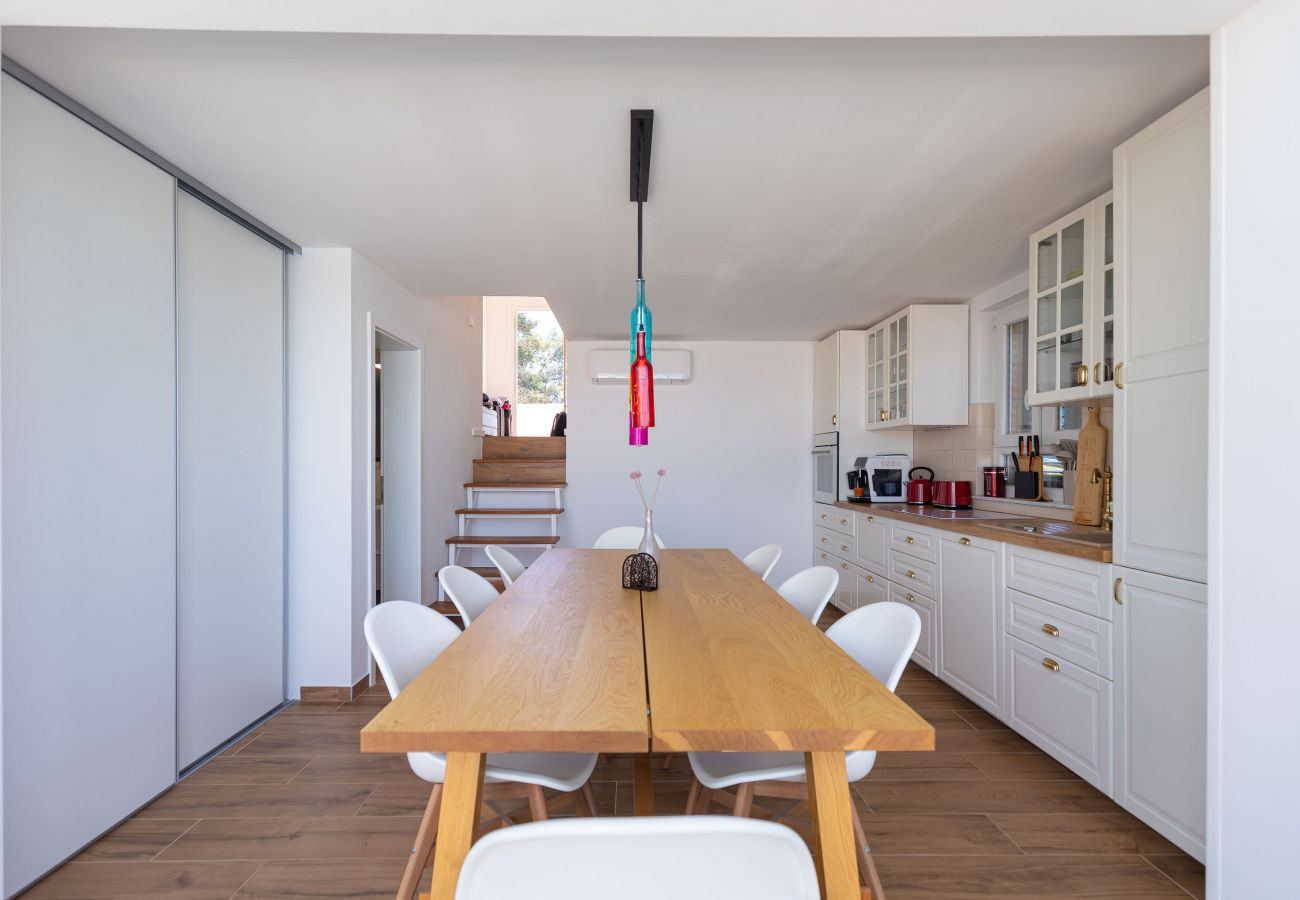 Ferienhaus in Vir - Ferienhaus Artano mit Privatpool