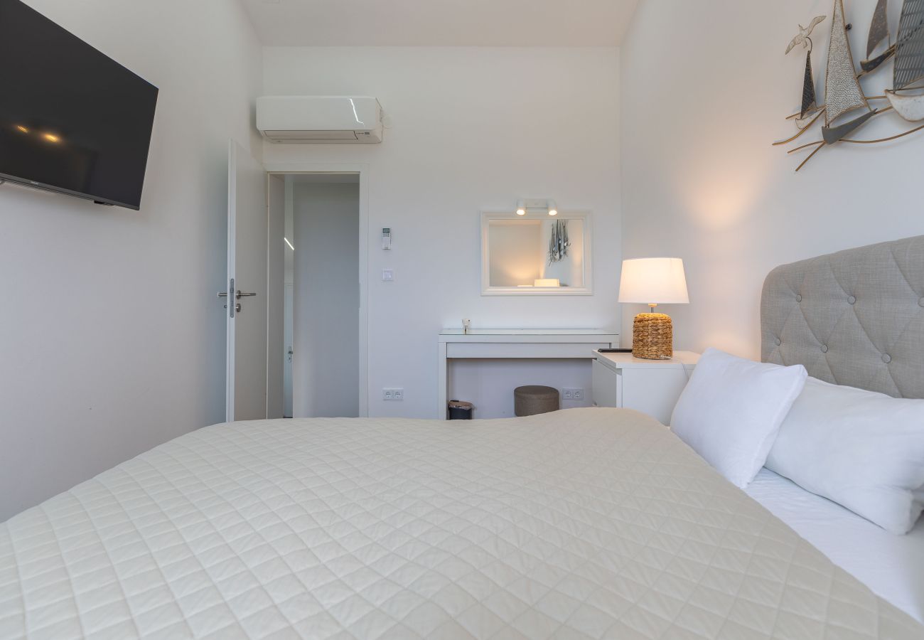 Ferienhaus in Vir - Ferienhaus Artano mit Privatpool