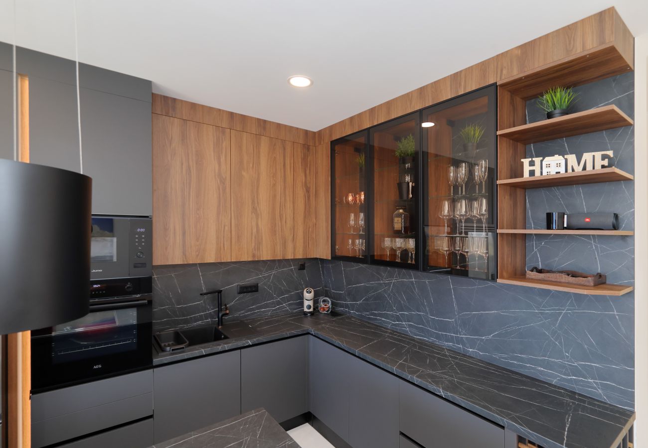 Ferienwohnung in Rovanjska - Bay view mit Pool & Meerblick