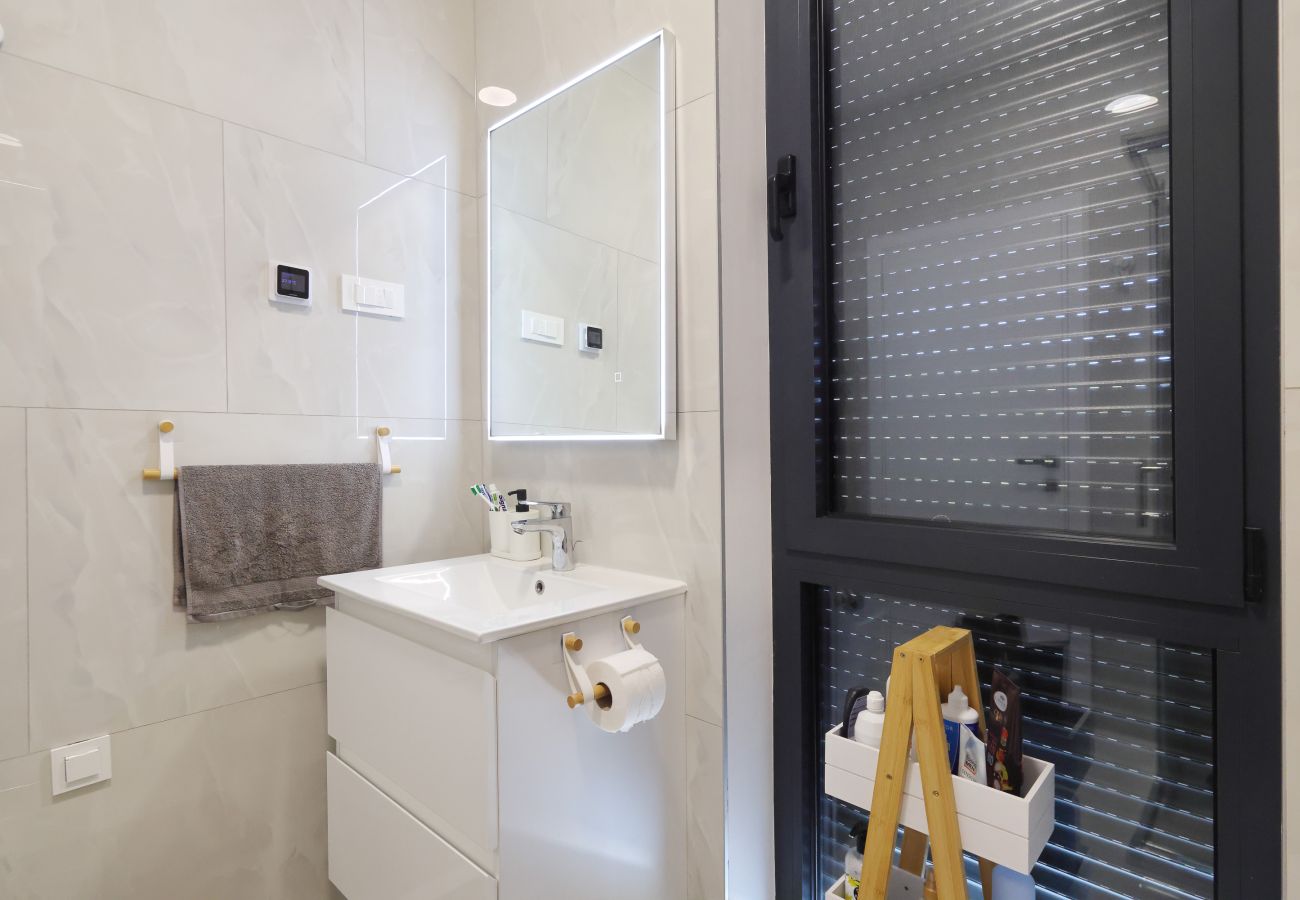 Ferienwohnung in Rovanjska - Bay view mit Pool & Meerblick