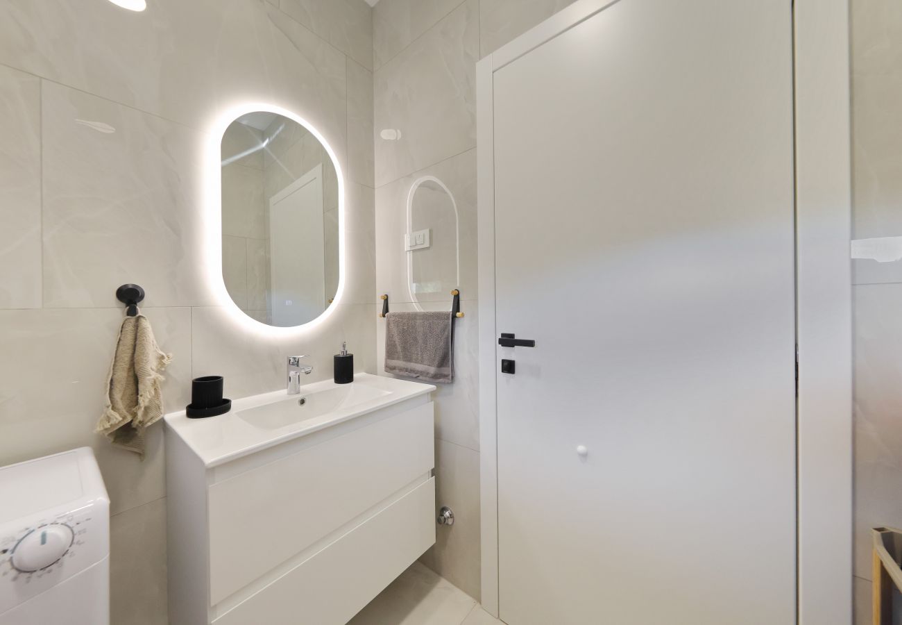 Ferienwohnung in Rovanjska - Bay view mit Pool & Meerblick