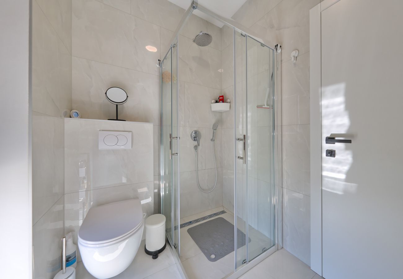 Ferienwohnung in Rovanjska - Bay view mit Pool & Meerblick