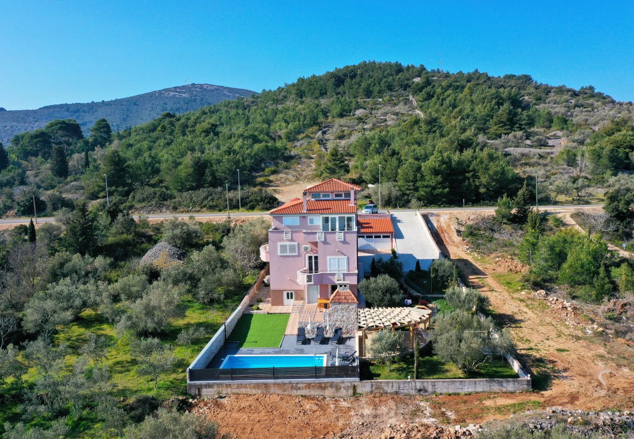 Ferienwohnung in Dobropoljana - Apartment -Grosses FamilienapartmentLuma