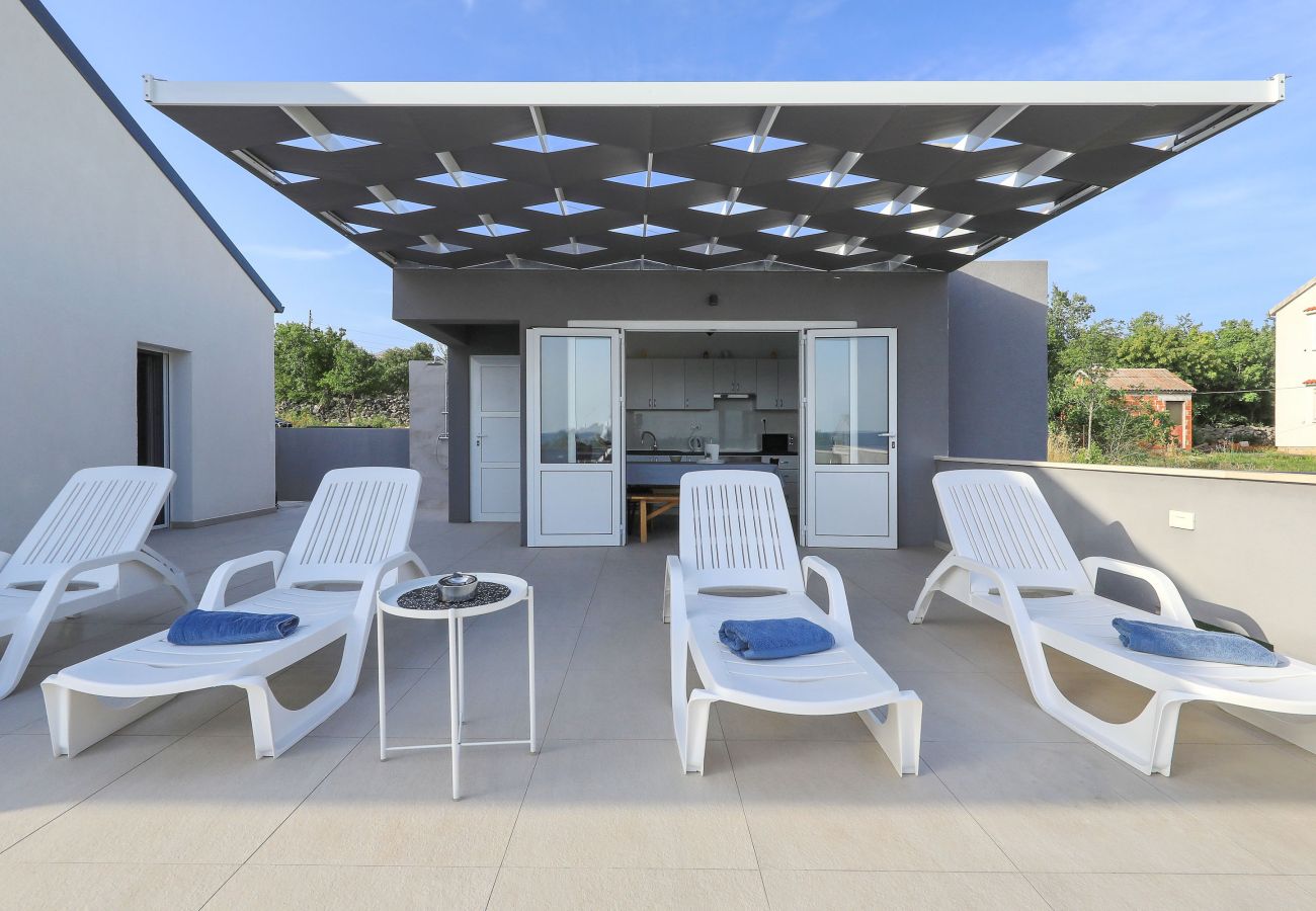 Ferienhaus in Maslenica - Maslenica Maslenica,Ferienhaus für Familien mit Po