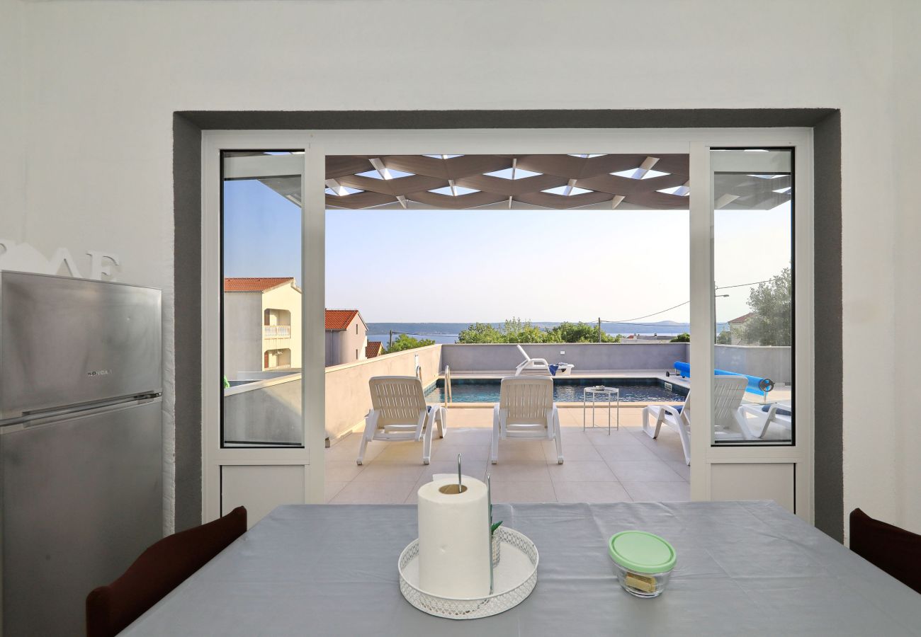 Ferienhaus in Maslenica - Maslenica Maslenica,Ferienhaus für Familien mit Po