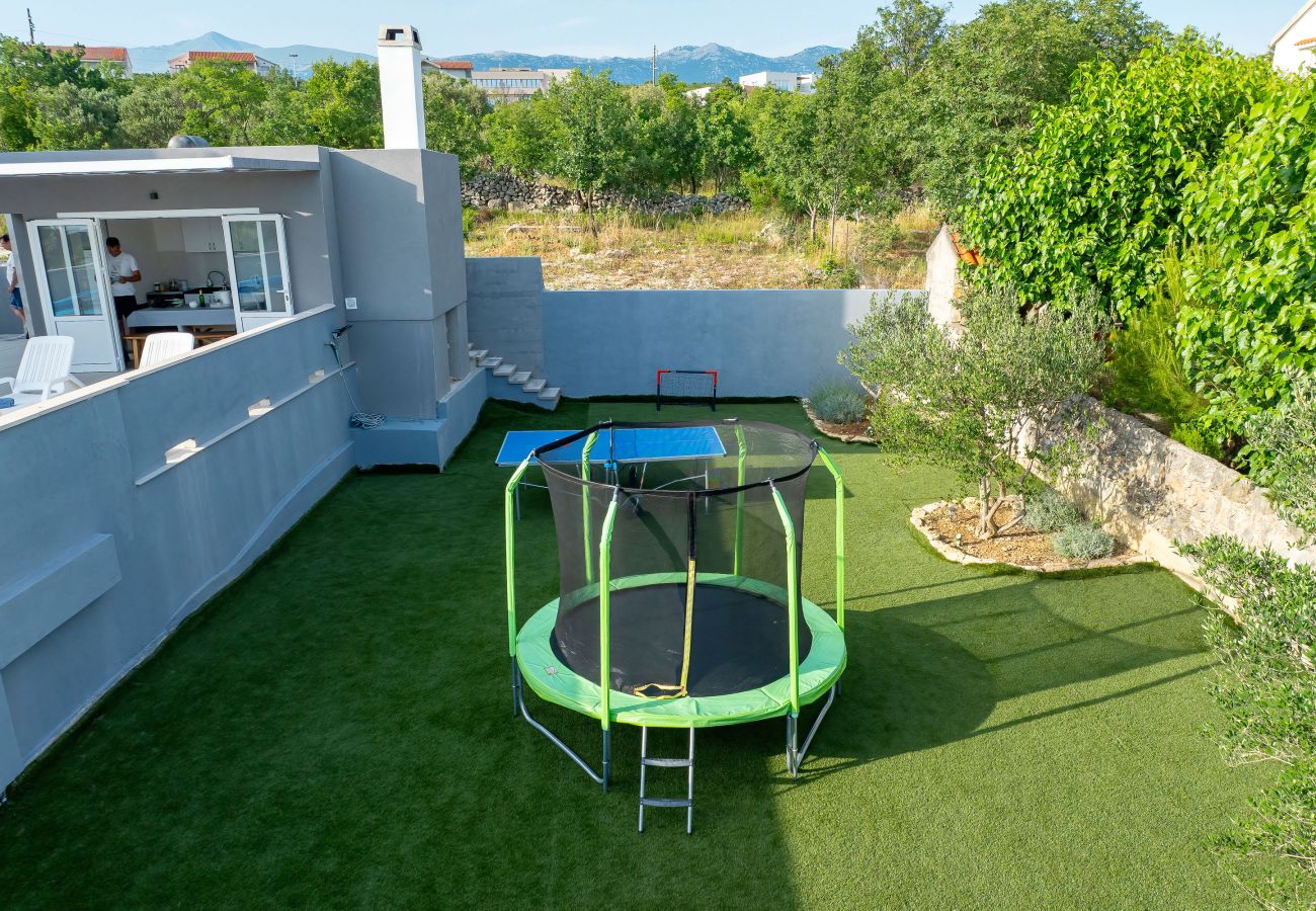 Ferienhaus in Maslenica - Maslenica Maslenica,Ferienhaus für Familien mit Po