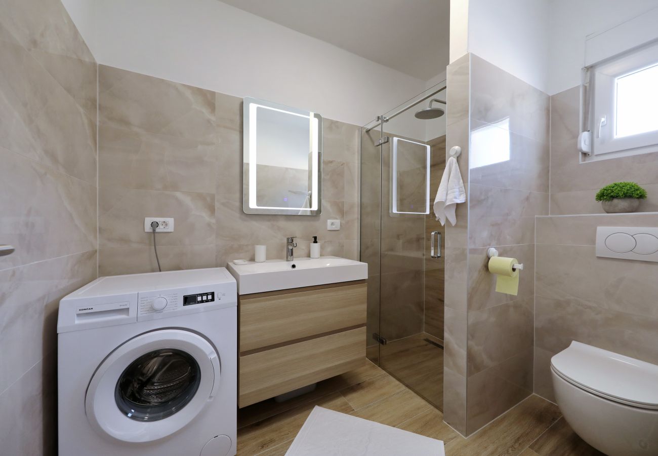 Ferienhaus in Maslenica - Maslenica Maslenica,Ferienhaus für Familien mit Po