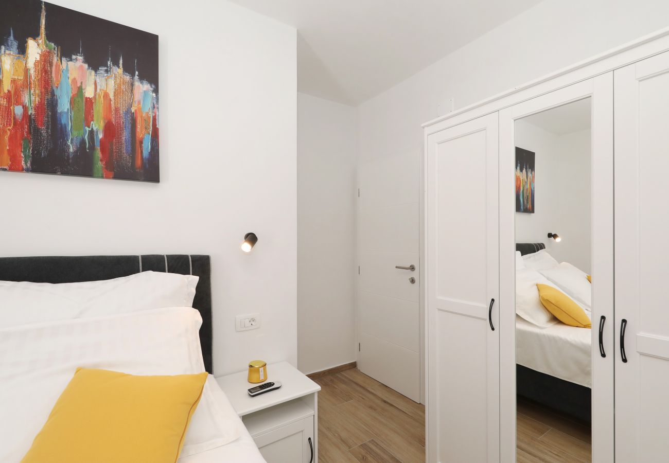 Ferienhaus in Maslenica - Maslenica Maslenica,Ferienhaus für Familien mit Po