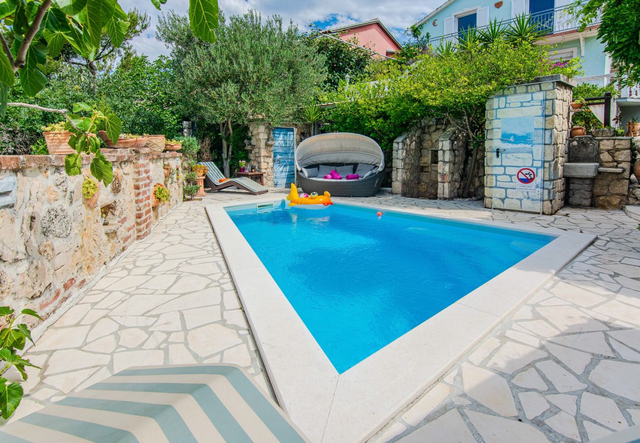 Ferienhaus in Maslenica - Gordana