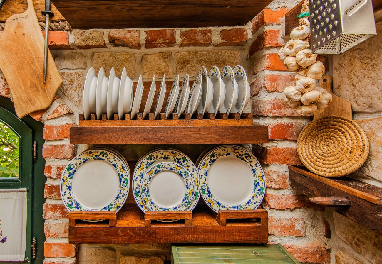 Ferienhaus in Maslenica - Gordana