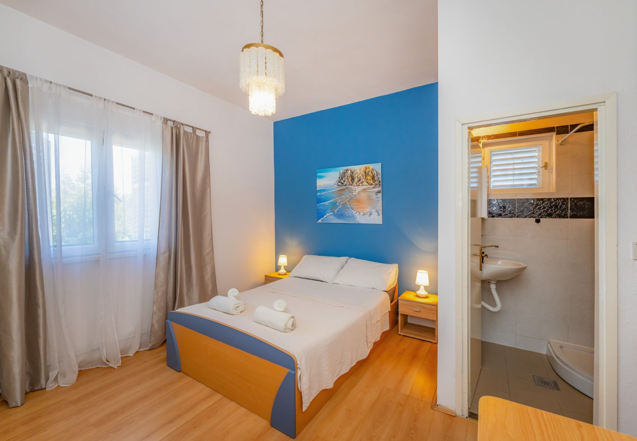 Ferienwohnung in Starigrad - Ferienwohnung Nina No.1 nahe Paklenica